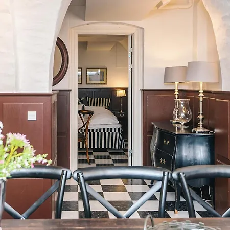 4 Star In Skanderborg
